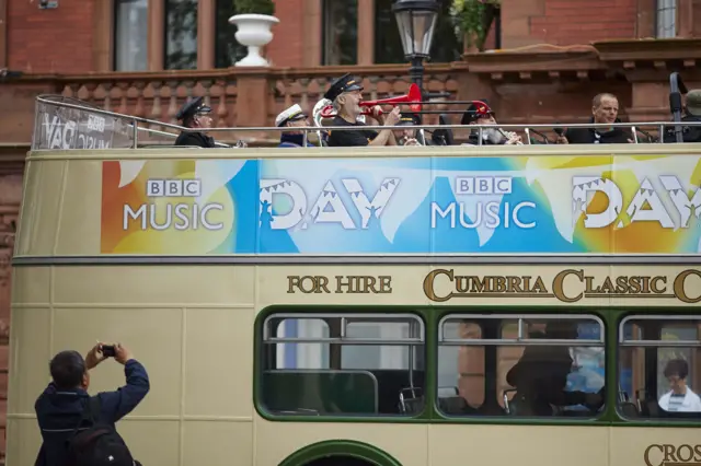 The Hadrian's Wall of Sound open top bus
