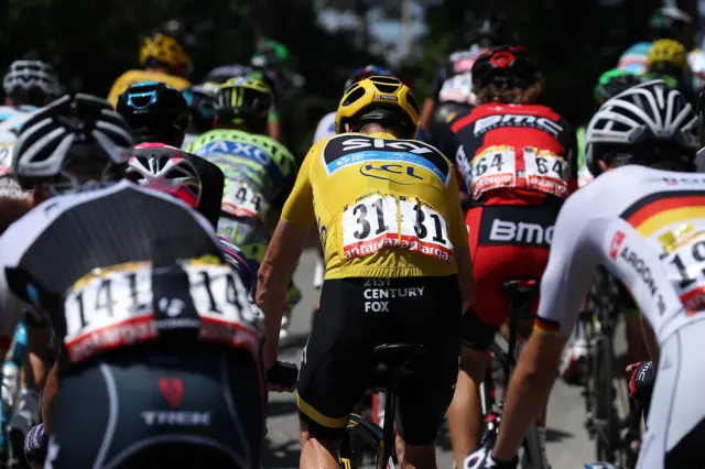 Chris Froome at the back of the yellow jersey group