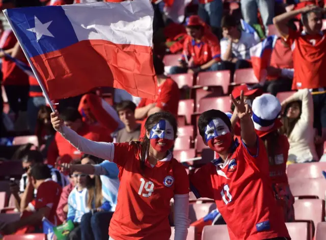 Chile fans