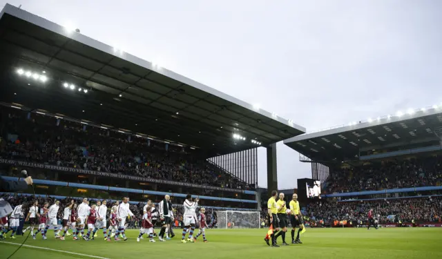 Aston Villa v Manchester United