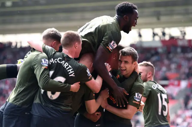 Everton celebrate