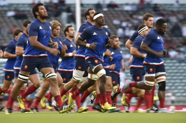 France warm up