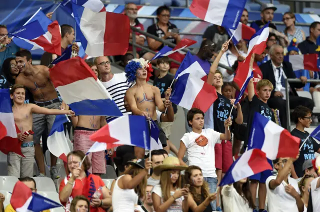 French fans