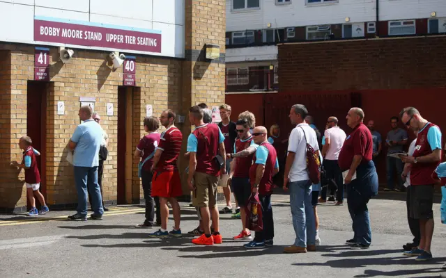 West Ham fans