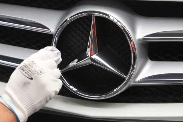 Mercedes badge