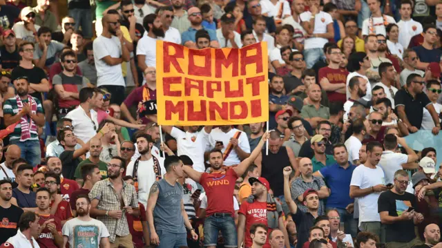 Roma fans