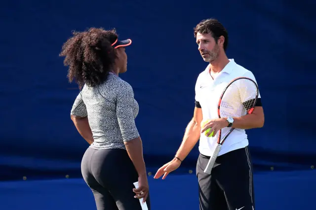 Patrick Mouratoglou chats to Serena Williams