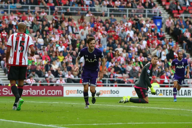 Ryan Mason celebrates