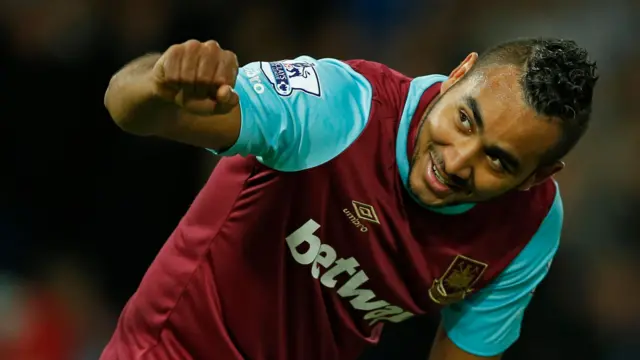 Dimitri Payet celebrates