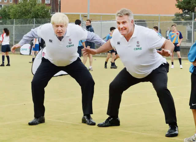 London Mayor Boris Johnson (left) with Jason Leonard (right)