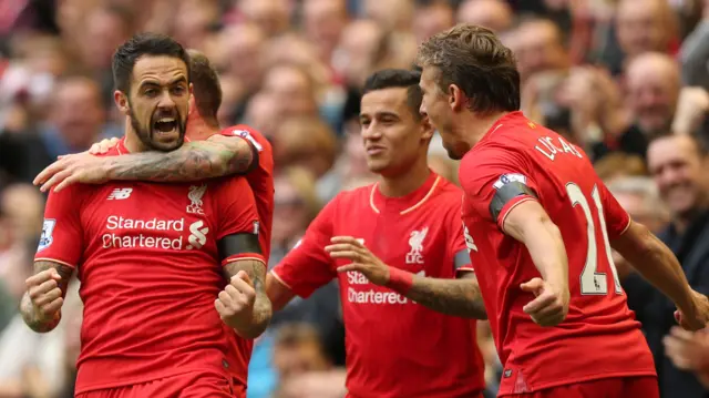 Danny Ings celebrates his goal