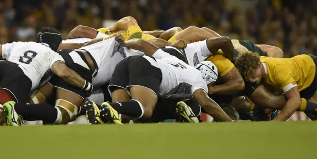 Australia v Fiji scrum