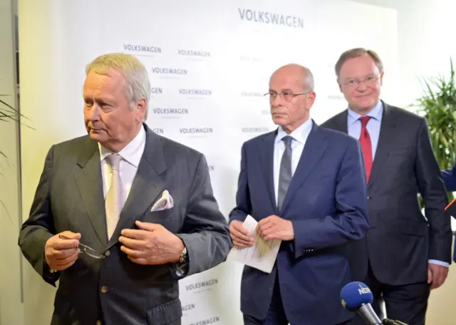 supervisory board member Wolfgang Porsche (L-R), Acting Chairman of the Board of Volkswagen Berthold Huber, and federal state Lower Saxony"s Prime Minister and VW Board Member Stephan Weil