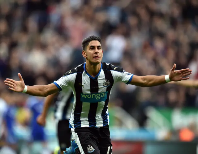 Newcastle striker Ayoze Perez