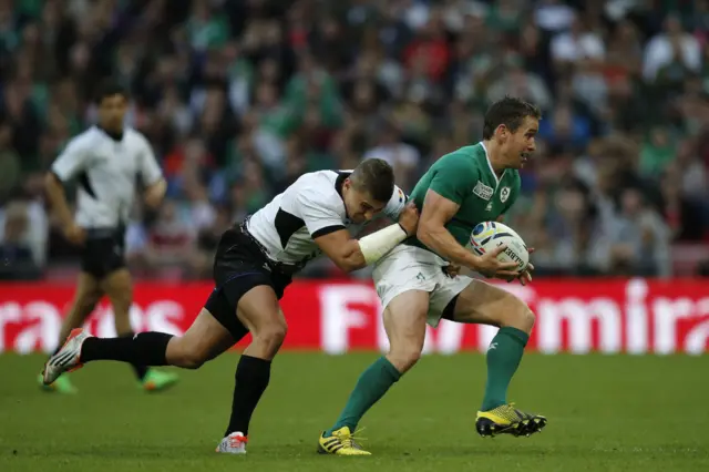 Ireland's Eoin Reddan and Romania's Valentin Calafeteanu