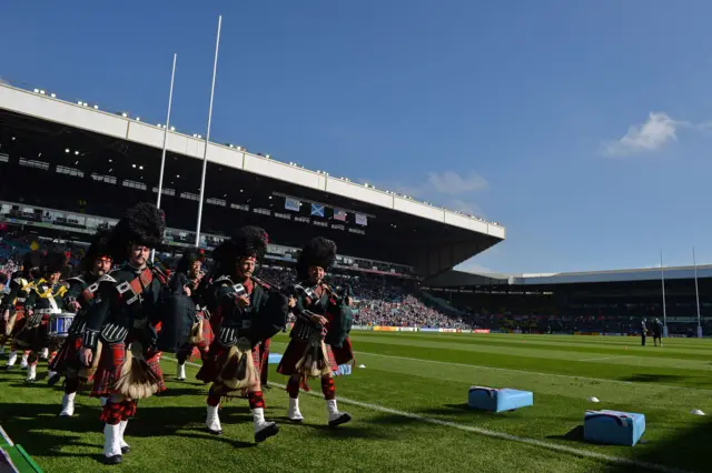 A Scottish pipe band