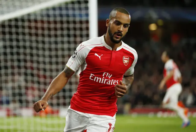 Arsenal's Theo Walcott celebrates his equaliser