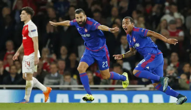 Felipe Pardo celebrates after giving Olympiakos the lead