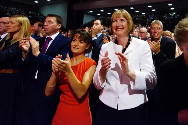 Harriet Harman applauds Jeremy Corbyn