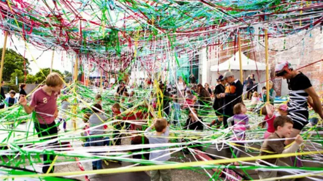 Children in Tangle tent