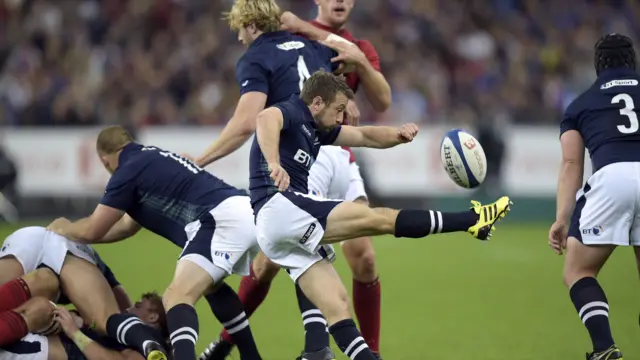 Greig Laidlaw kicks