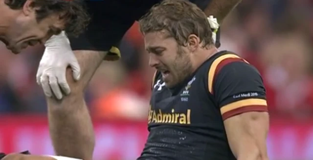 Leigh Halfpenny injured