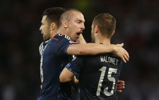 Shaun Maloney celebrtes