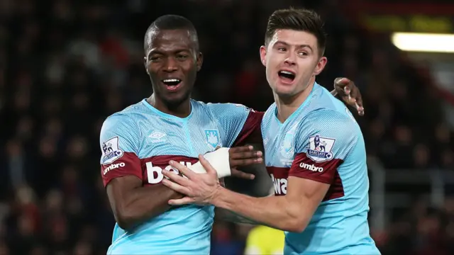 Enner Valencia of West Ham celebrates