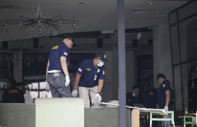 Police comb bombed Jakarta Starbucks