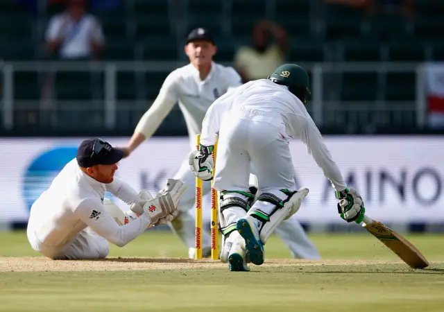 Temba Bavuma is run out by Jonny Bairstow