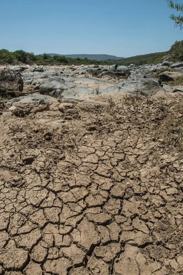 view taken on 9 November 2015 shows the dried up Mfolozi River in Ulundi, South Africa