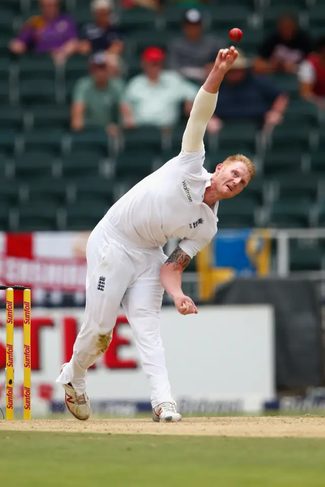 Ben Stokes bowls