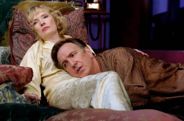 Alan Rickman as"Elyot" and Lindsay Duncan as "Amanda"