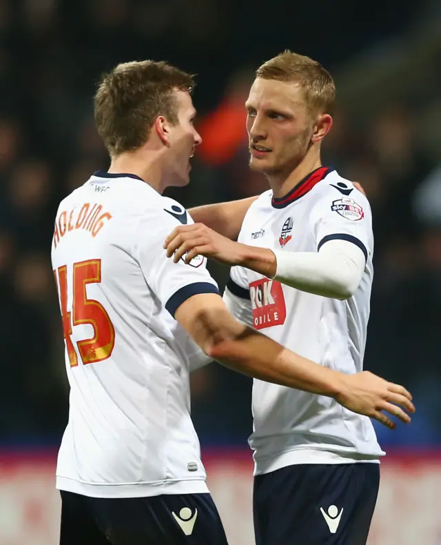 Dean Moxey scores for Bolton