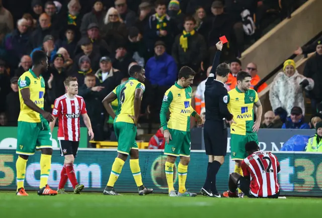 Victor Wanyama of Southampton is sent off