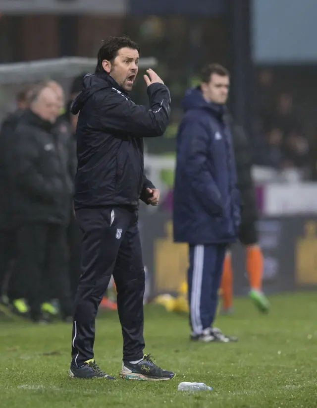 Dundee manager Paul Hartley