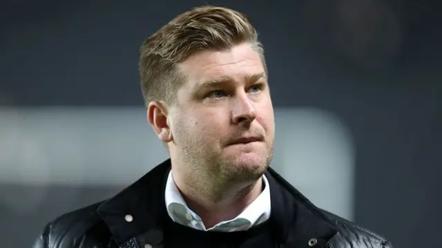 Karl Robinson