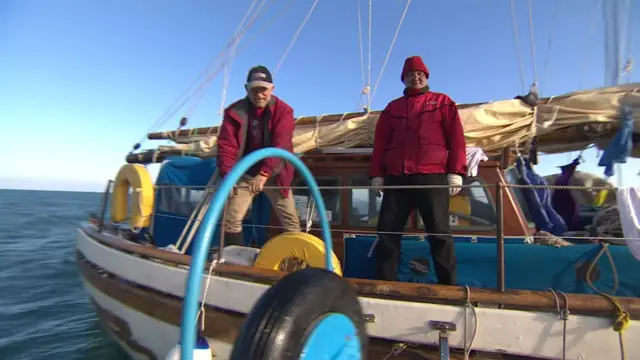 Sailors Steve Shapiro and Bob Weise