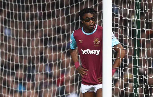 Alex Song