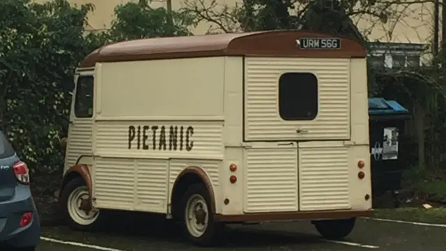 Pietanic van