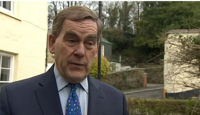 Tony Hogg