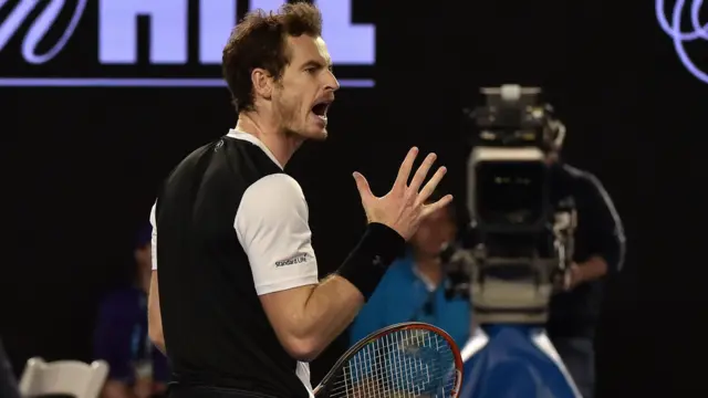 Andy Murray reacts