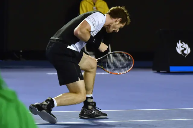 Andy Murray fist pumps