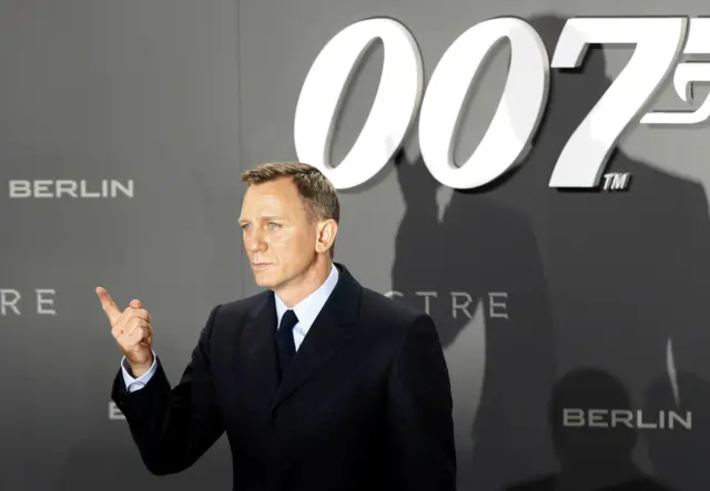 Daniel Craig