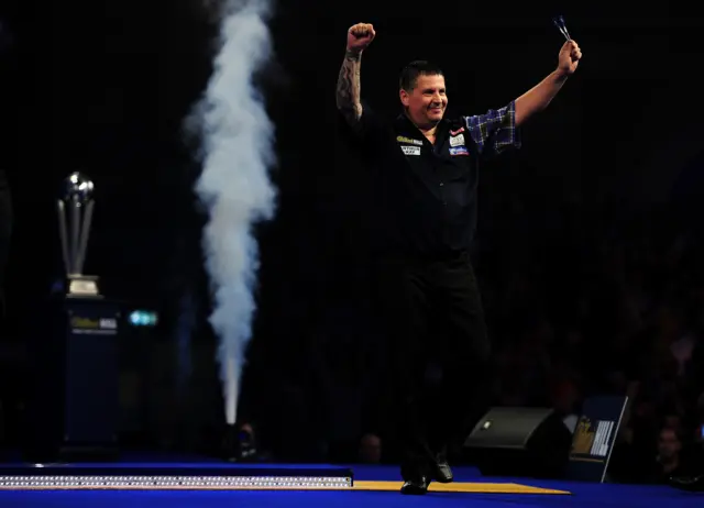 Gary Anderson wins