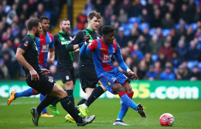 Wilfried Zaha scores