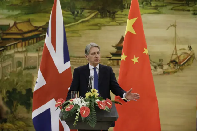 British Foreign Secretary Philip Hammond speaks at a joint news conference with China"s Foreign Minister Wang Yi (not seen) after a meeting at the Ministry of Foreign Affairs, in Beijing, China, 5 January 2016