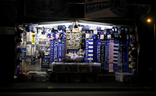 Everton scarves