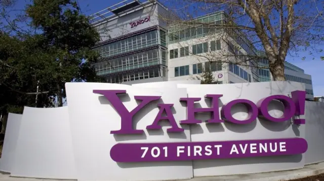 Yahoo sign