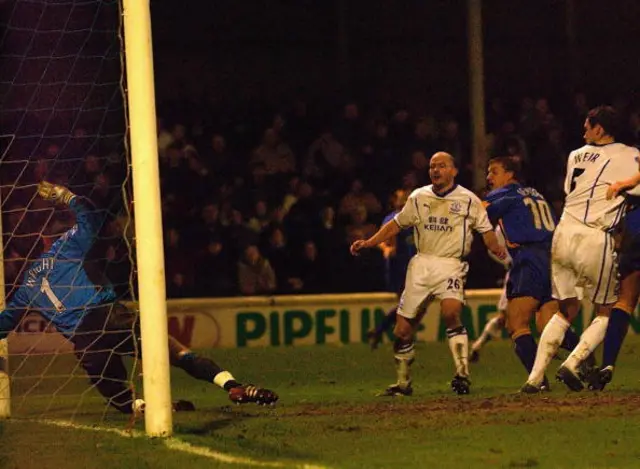 Everton lost 1-0 to Shrewsbury in 2003